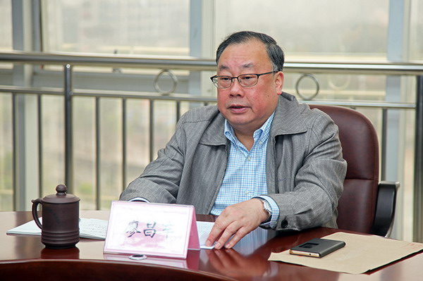 廖昌军讲话 市纪委副书记,监察局局长曾思万主持会议 会议现场