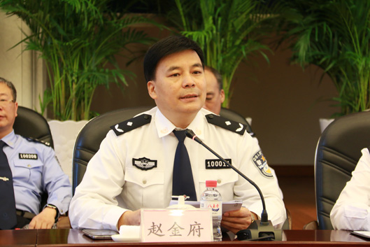 市公安局党委副书记,副局长刘晓竞出席坐谈会并讲话市公安局召开全市