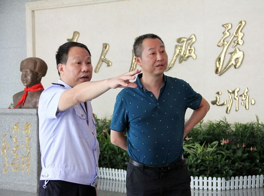 省局人教处石洪波副处长来望城区局调研一调两转工作