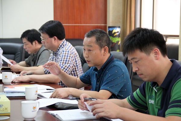 省局人教处石洪波副处长来望城区局调研一调两转工作