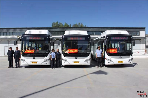 阿勒泰市助力高考我们在行动