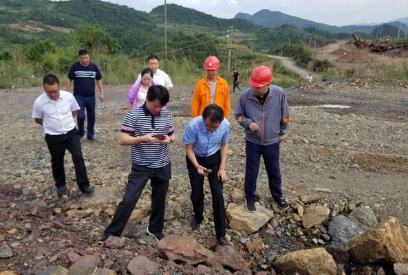 丁雄军常务副市长到赫章县珠市园区调研