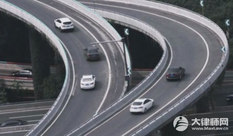 肇事逃逸车主逃逸后，警方会联系该车主么？